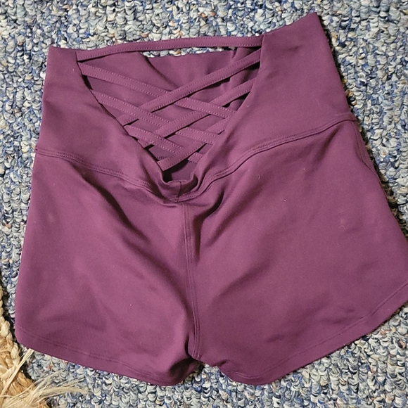 Bombshell sportswear sexy back shorts EUC - Picture 2 of 2